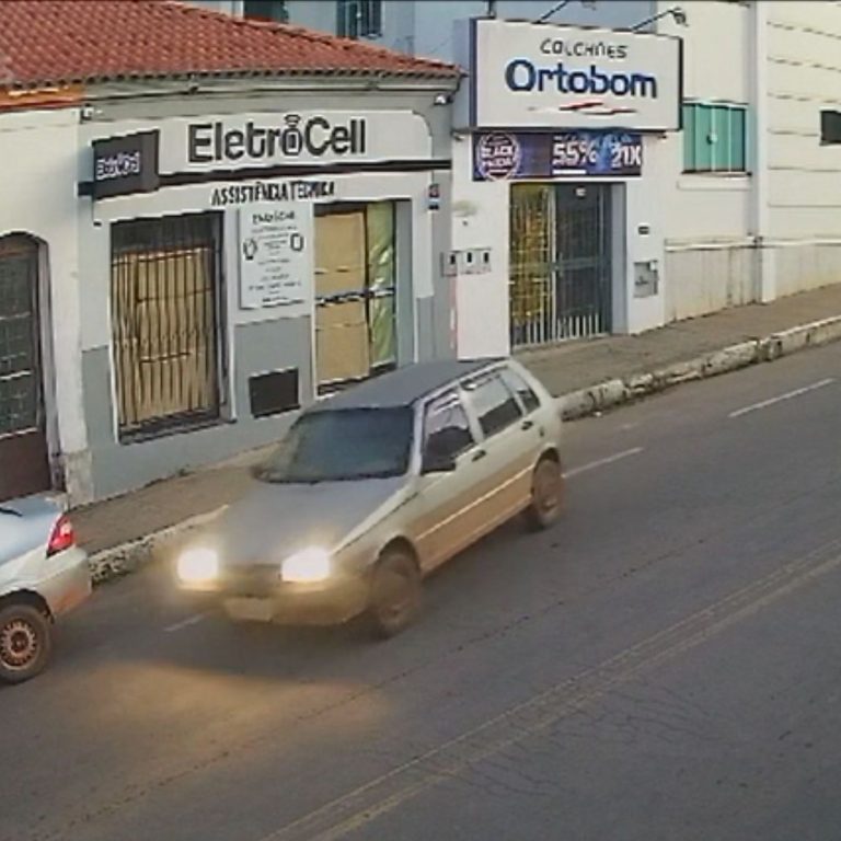 CARRO FURTADO EM CARMO É RECUPERADO EM ILICÍNEA